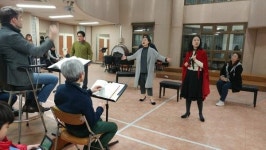 [그랜드오페라단의 야심작 오페레타 박쥐 리허설 현장] 극적인 대사와 빠른 진행 앉자마자 매력에 푹 빠져