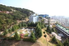 [감로수요양병원] 백양산 맑은 공기… 최첨단 의료기기로 암 재활 치료