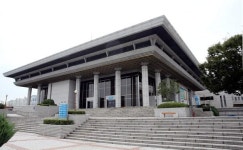 요강 필요한 문화회관 공연장, 부산 대표 맞나요?