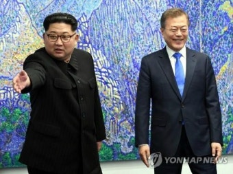 북한 김정은, 건강정보 유출 우려 '전용 화장실' 들고 다닌다