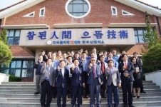 [포토뉴스] 교직원·학생과 만남의 시간