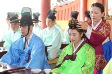 [포토뉴스] 동래향교 명륜당 전통 성년례