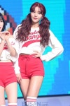 빙글뱅글 AOA 혜정, 가장 어려운 안무…구두 벗고 운동화 신어