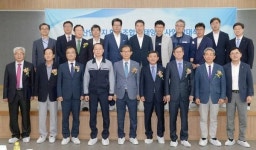 김해 골든루트 산단 입주기업 지붕에 태양광 발전소 짓는다