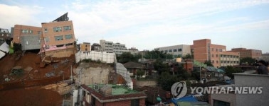 붕괴된 상도동 상도유치원-상도초등학교, 겨우 70m 거리 등교 괜찮을까