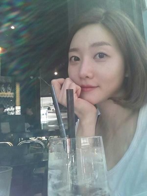 여현수 미모의 아내 정하윤은 누구? | 포토뉴스