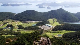 [골프의 계절-통영 동원로얄CC＆리조트] 산과 바다 품에 안겨 있는 절경… 영남 제일의 골프장 자부