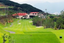 [골프의 계절-양산 동원로얄CC] 부산·울산서 30분 이내 도착… 접근성·시설 다 잡은 명품 코스