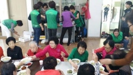 북구 구포3동 새마을부녀회ㆍ문고회, 어르신 대상 봉사활동 펼쳐