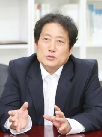 유동철 신임 부산복지개발원장 