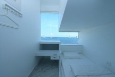 부산 광안리 캡슐호텔 HOTEL1 눈길…오션뷰가 최고장점