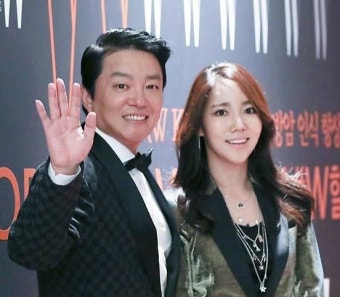 이윤진, 가짜 뉴스에 분노 토로…이제 혼자다 변호사 상담