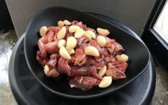 '생방송투데이' 양념 갈매기살&된장해물탕, 대전 가수원동 '갈선생'…맛의승부사 [오늘방송맛집]