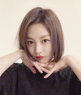 '그레이와 열애설' 송다은 누구?…#하트시그널 #몽키뮤지엄