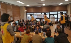 연산5동 적십자봉사회, 어르신 경로잔치행사 개최