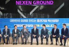 여야, 국회 정상화 못하고 장외행사로 민생 챙기기