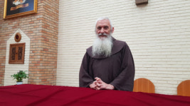 [윤현주의 맛있는 인터뷰] 한센인과 함께한 40년 유의배 성심원 주임신부