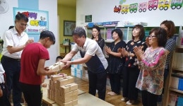 부곡2동 자유총연맹, 누리지역아동센터에 손선풍기 전달