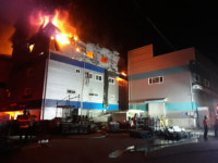 부산 기장 한의약품 제조 공장에서 불…7억 5000만 원 재산피해