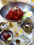 생활의 달인 부산 비빔밀면의 달인, 거제시장 소문난가야밀면… 가오리 육수 양념장 군침 폭발