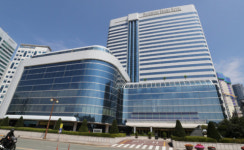 [단독] 해운대그랜드호텔, 서울 대형 시행사에 매각 추진