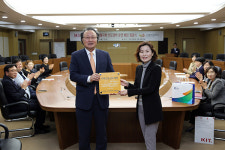 경남정보대학교, 사상구 치매안심센터와 치매극복 선도대학 운영 MOU 체결