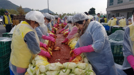 김해 시내버스 가야IBS,사랑의 쌀 김장나누기