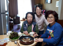 해운대구 좌4동 주민센터, 1:1결연 이웃 돌봄 산타 출동 활동