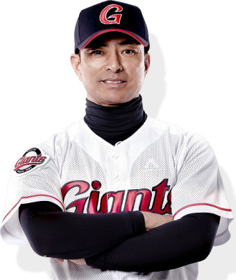 공필성 前롯데 자이언츠 감독대행, 두산 복귀…김상진·배영수 코치 계약 발표