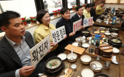 “장사 35년 만에 최악 고통, 그렇다고 문 닫을 순 없죠”