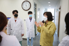 새만금청장, 선유도 보건지소 찾아 코로나 방역 점검