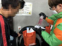 문현3동 행정복지센터, ‘고위험 사업장’ 코로나19 방역물품 전달 및 방역교육 실시