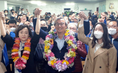 최인호·박재호·전재수·김두관 4인에 승리 안긴 관외 사전투표