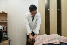 변해 버린 당신 목뼈 경추 밀당이 필요해