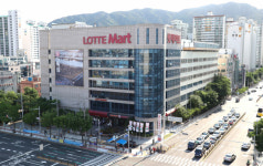폐점 위기 놓인 부산 대형마트들… 대량 실직 도미노 오나