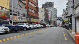 ‘안전이냐 생존권이냐’ 갈라진 ‘양정 기사식당 골목’