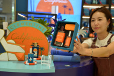 ‘색조는 지고 향수는 뜨고’ 코로나19가 바꾼 뷰티