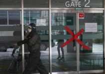 [속보] 동아대 부민캠 학생 6명 추가…부산 신규 확진 총 8명   