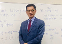 기독교교육과 이현민 겸임교수, 고신대학교에 발전기금 1백만 원 전달