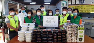 괴정2동 추석맞이 반찬나눔 행사 괴정2동 청년회, 새마을부녀회 저소득 50세대에 밑반찬 지원
