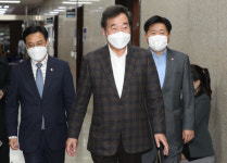 [포토뉴스] 이낙연·일한의원연맹 간사장 면담