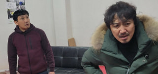 누가 민중의 적인가?…연극으로 타락한 민주주의 고발하다