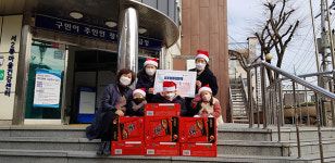 예뜰어린이집 원아들, 서2동에 라면 10박스 전달