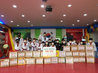 사하구 신평2동 도건태권도, 이웃돕기 성품 전달