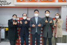 부민동 이웃사랑천사후원회, 부산연탄은행과 취약세대에 라면 전달