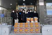 전몰군경미망인회 부산지부 장애인시설에 성품 전달