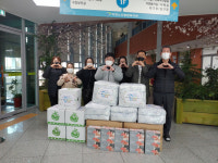 창원시설공단 의창노인복지관, 저소득 노인에 ‘나눔 보따리’ 전달