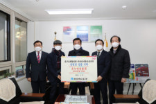 중구교회협의회·부산성시화운동본부, 부산 중구청 방문 설명절 성품 전달
