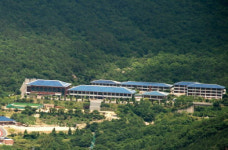 [단독] 일과 시간에 금정산서 ‘기원제’… ‘생각 없는’ 부산시학생교육원
