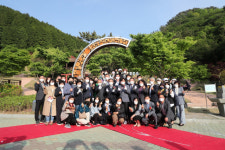 지역 작가가 만든 ‘아트 벤치’서 놀자